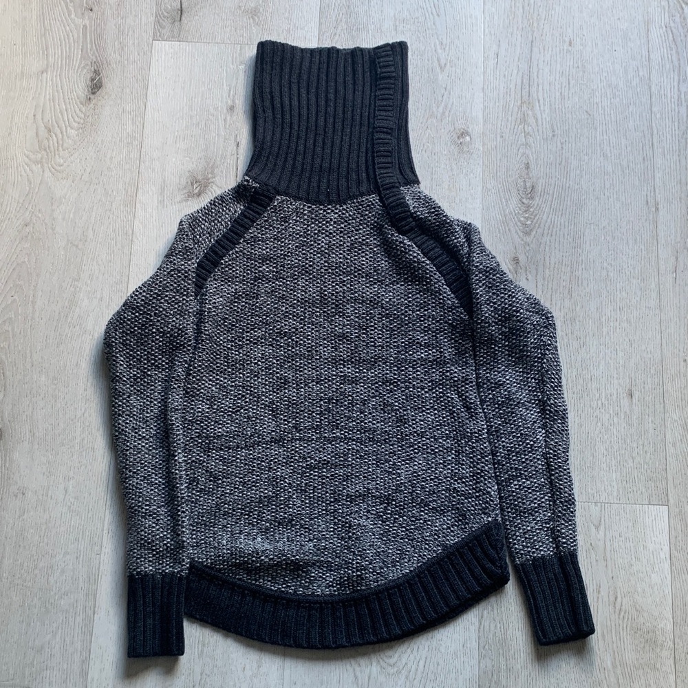 Lululemon Womens Passage to Prana Knitwear Sweater